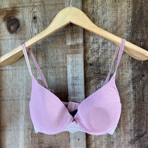 Adore Me Lace Trim Bra - Picture 1 of 4